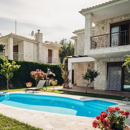 Private Pool Vila
